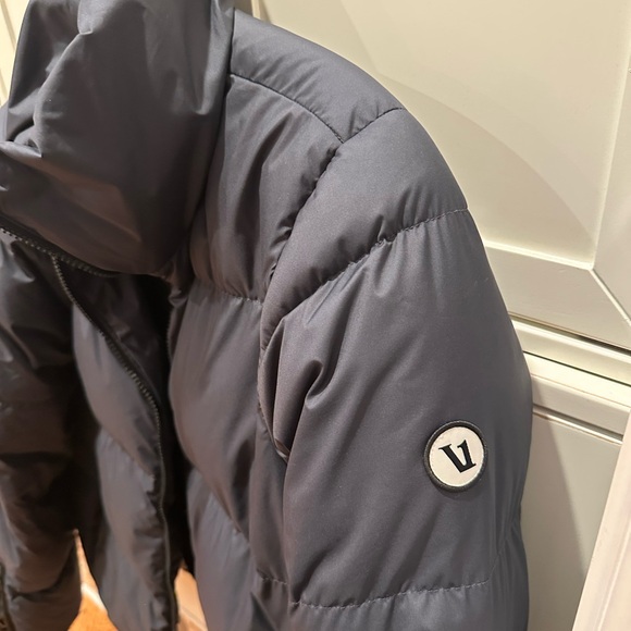 Vuori Women's Puffer Jacket - Dark Gray - Picture 2 of 5